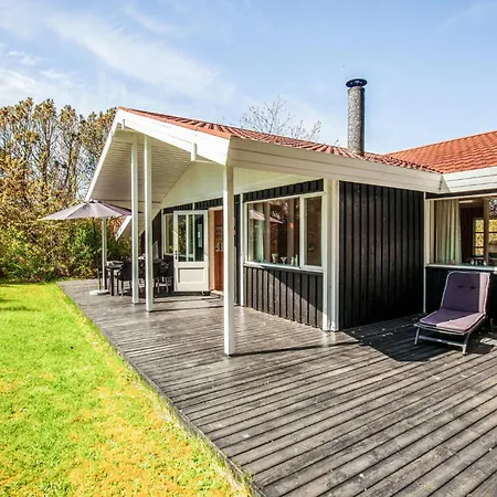 3 Bedroom Beautiful Home In Logstor Logstor